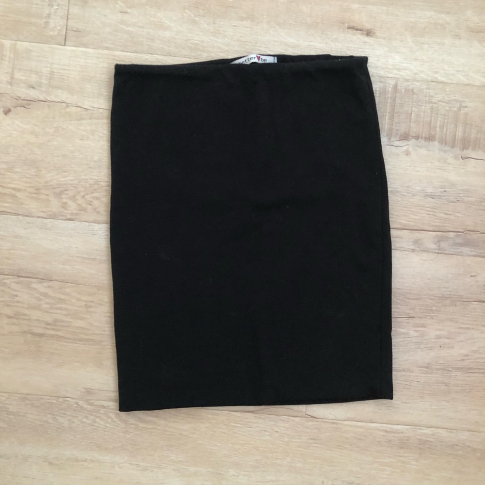 Women’s Mini Skirt in Black